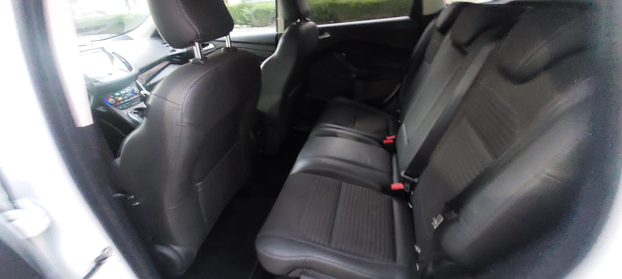 Ford Kuga 150cv 4x4 miniatura 3